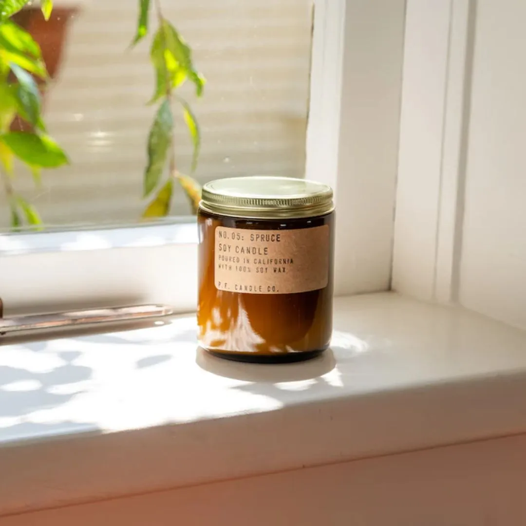 7.2 Soy Candle (Spruce)