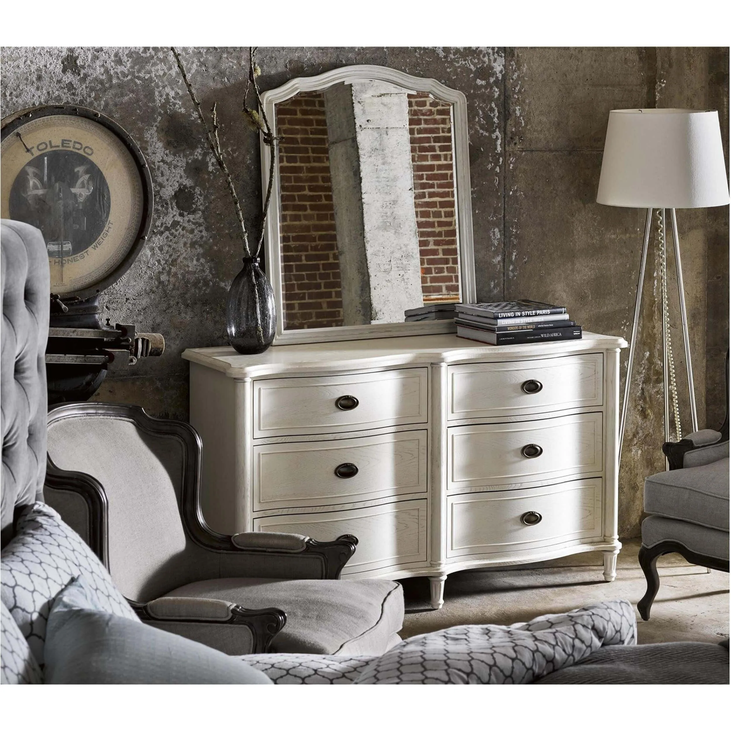 Amity Dresser, Cotton