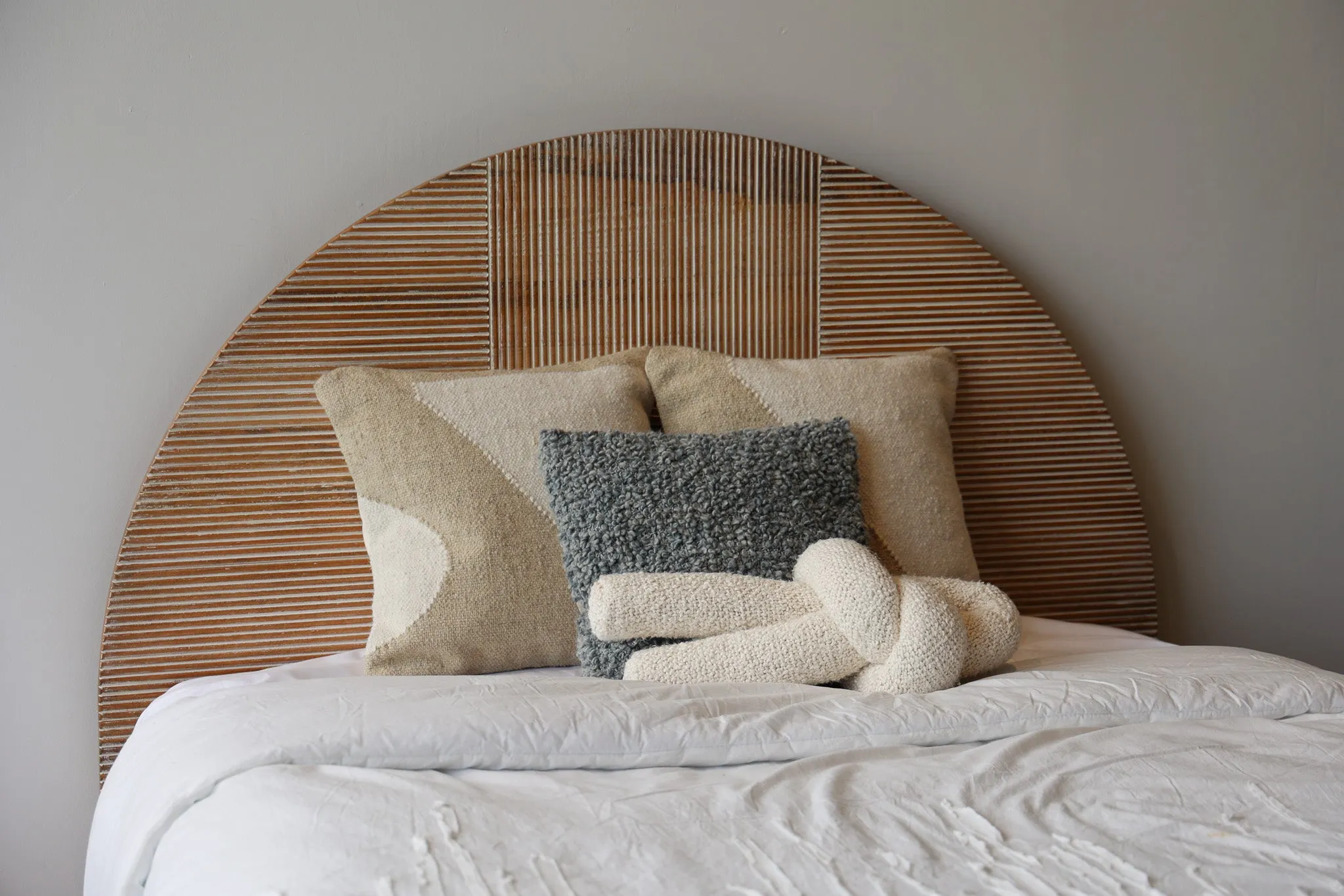 Eclipse Bed