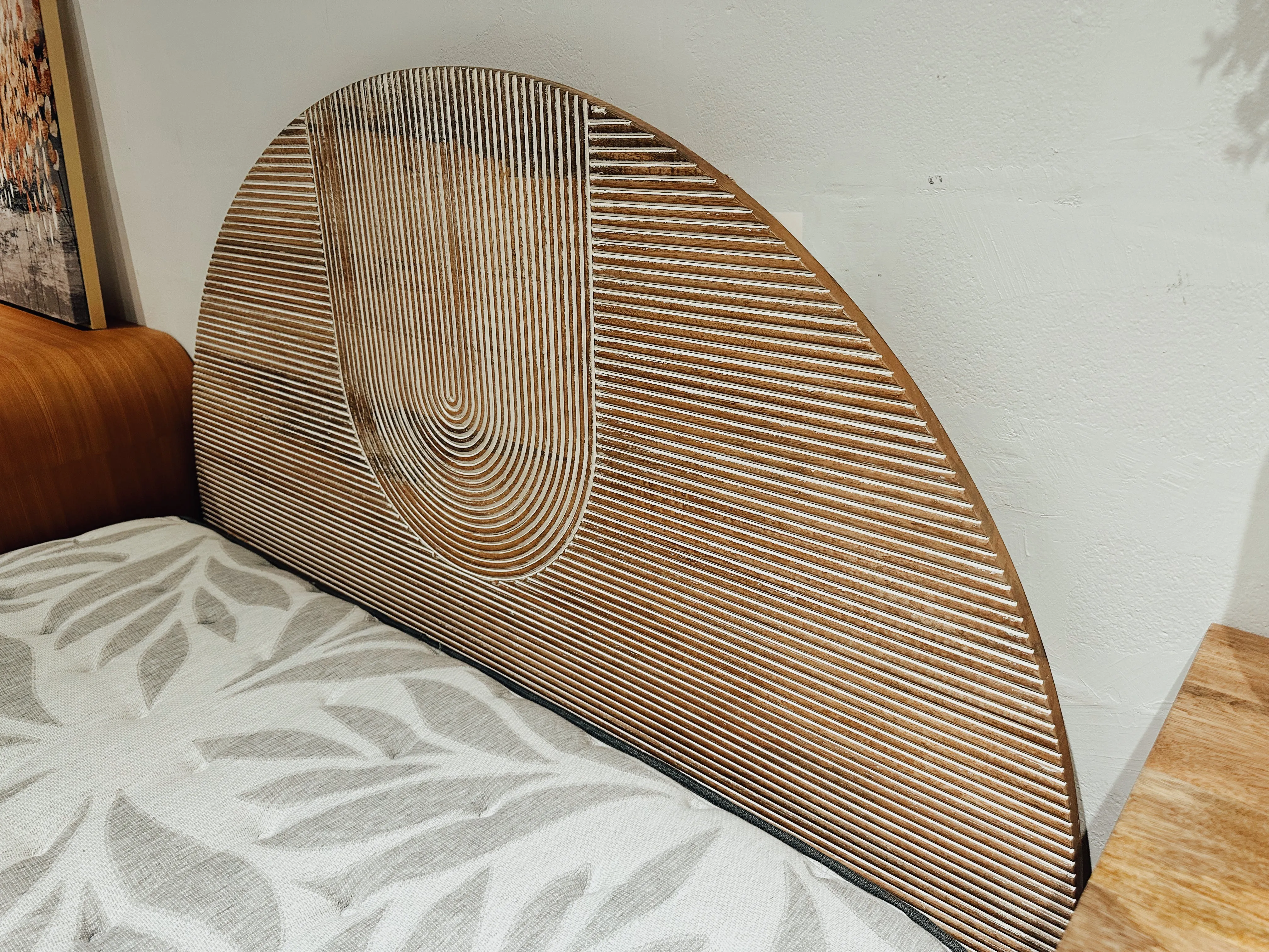 Eclipse Bed