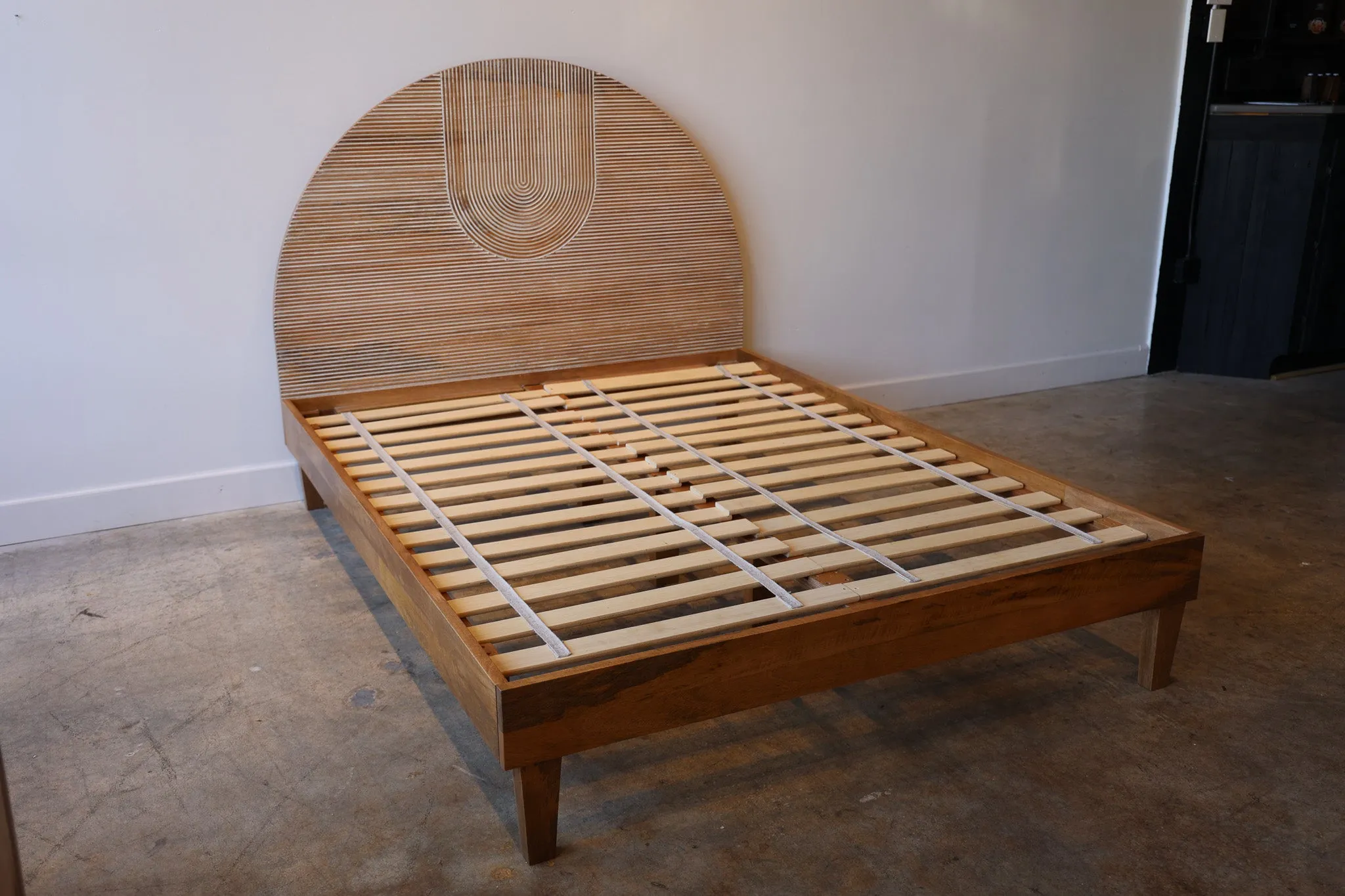 Eclipse Bed