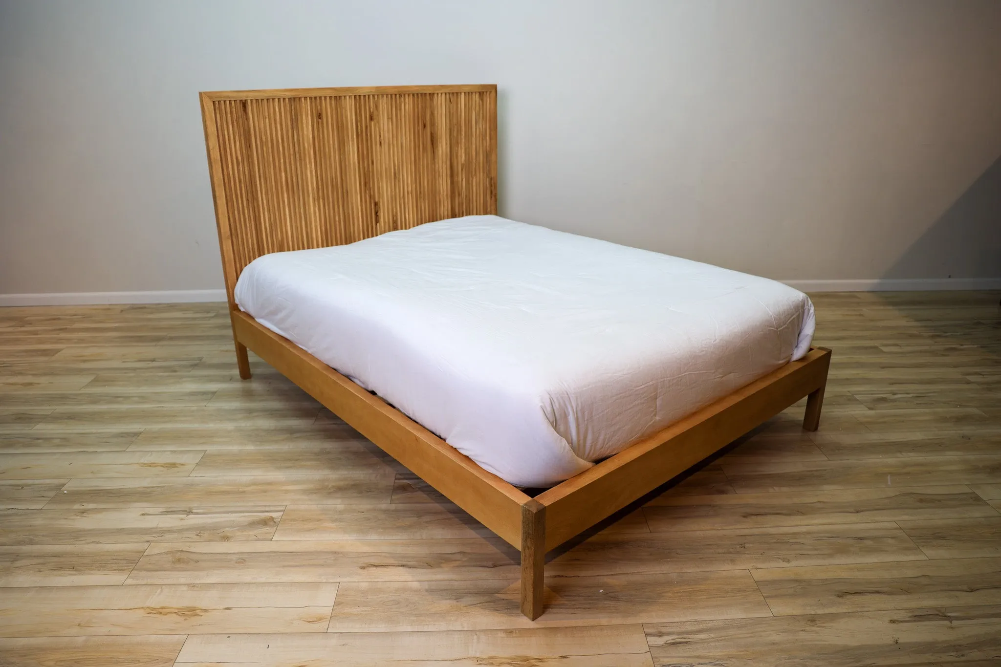 Fluted Bed