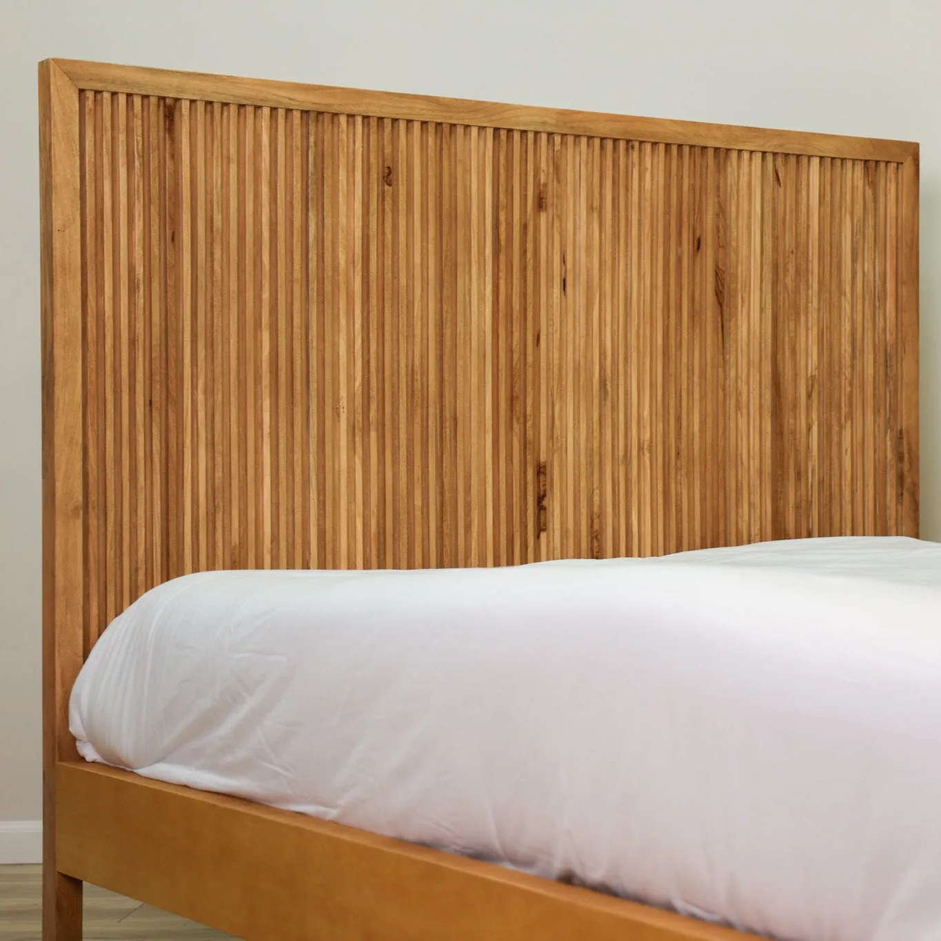 Fluted Bed
