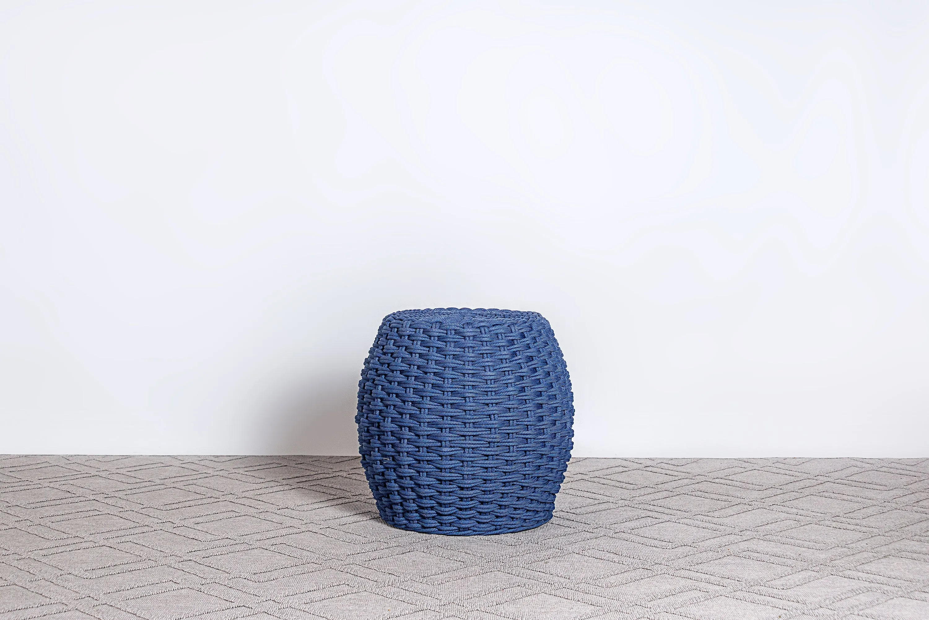 Giro Stool