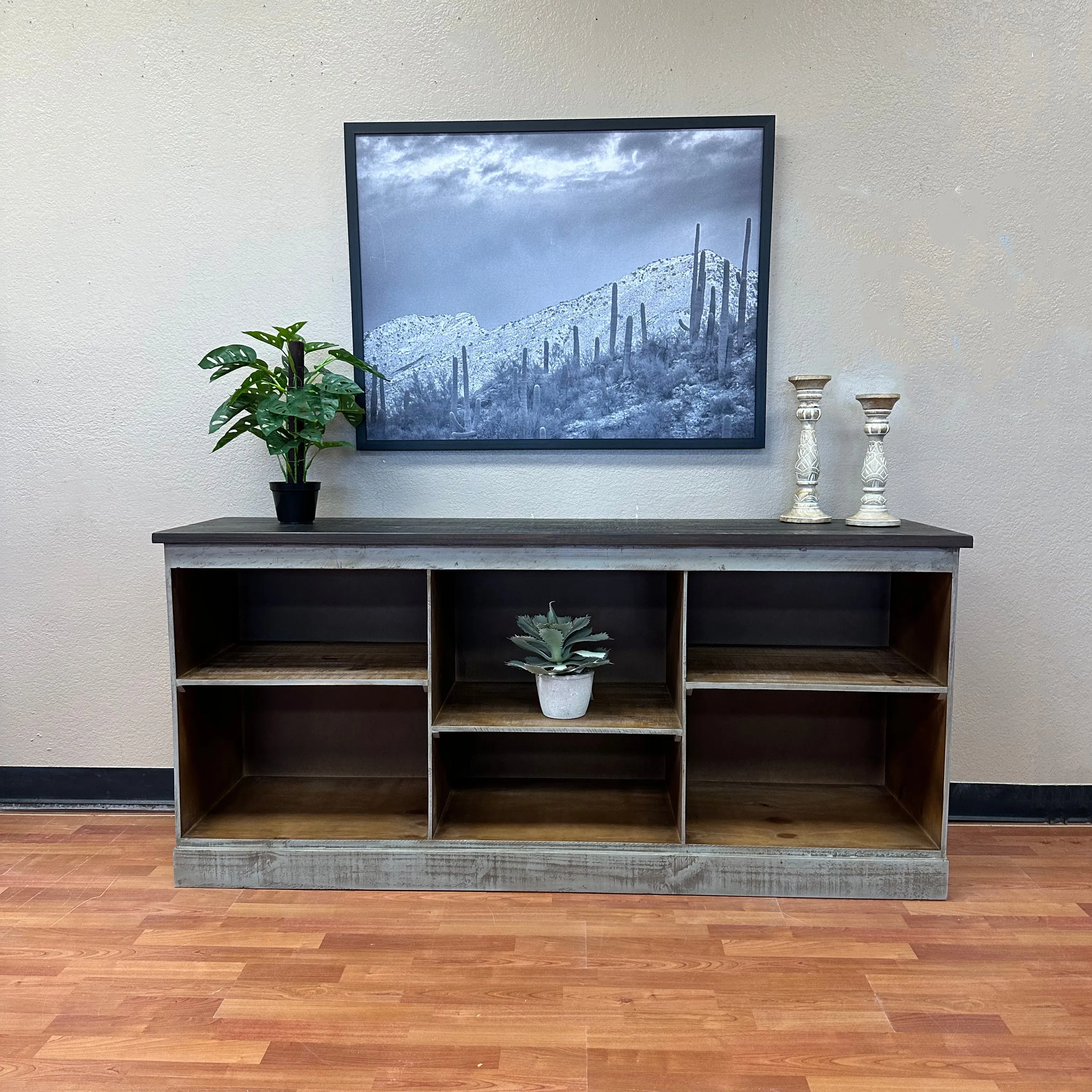 Ruidoso 70" Console