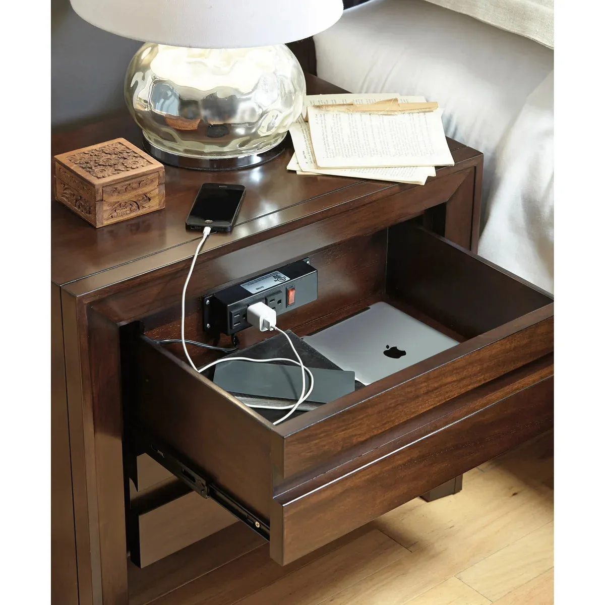 Wakefield California King Bedroom Collection